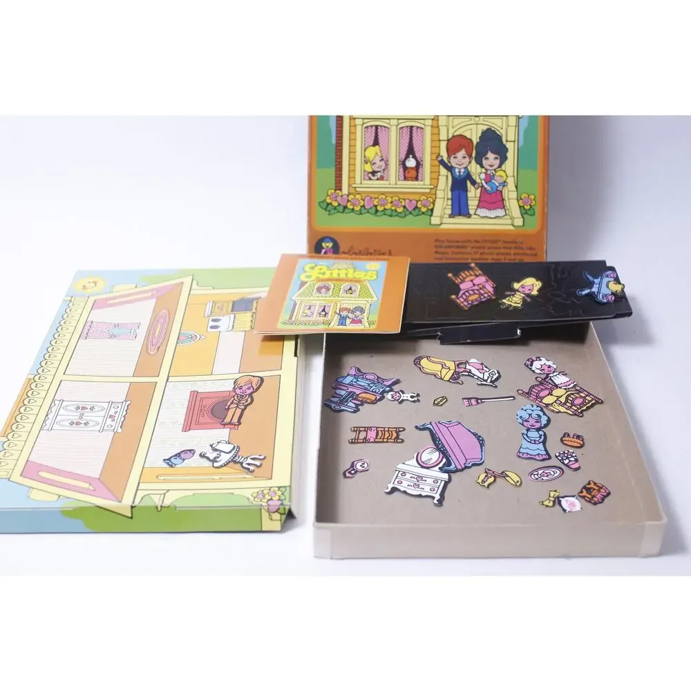 Colorforms note that